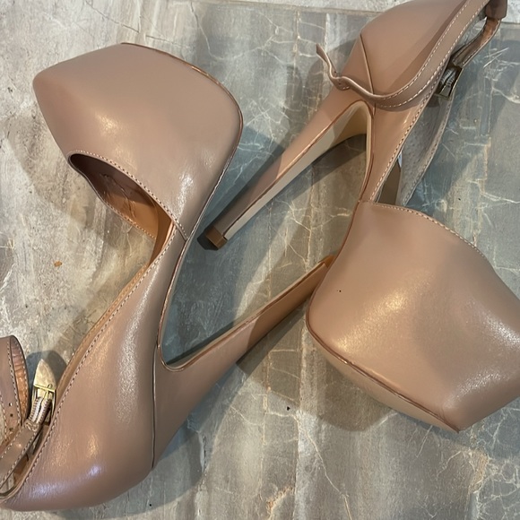 Steve Madden - Picture 5 of 6